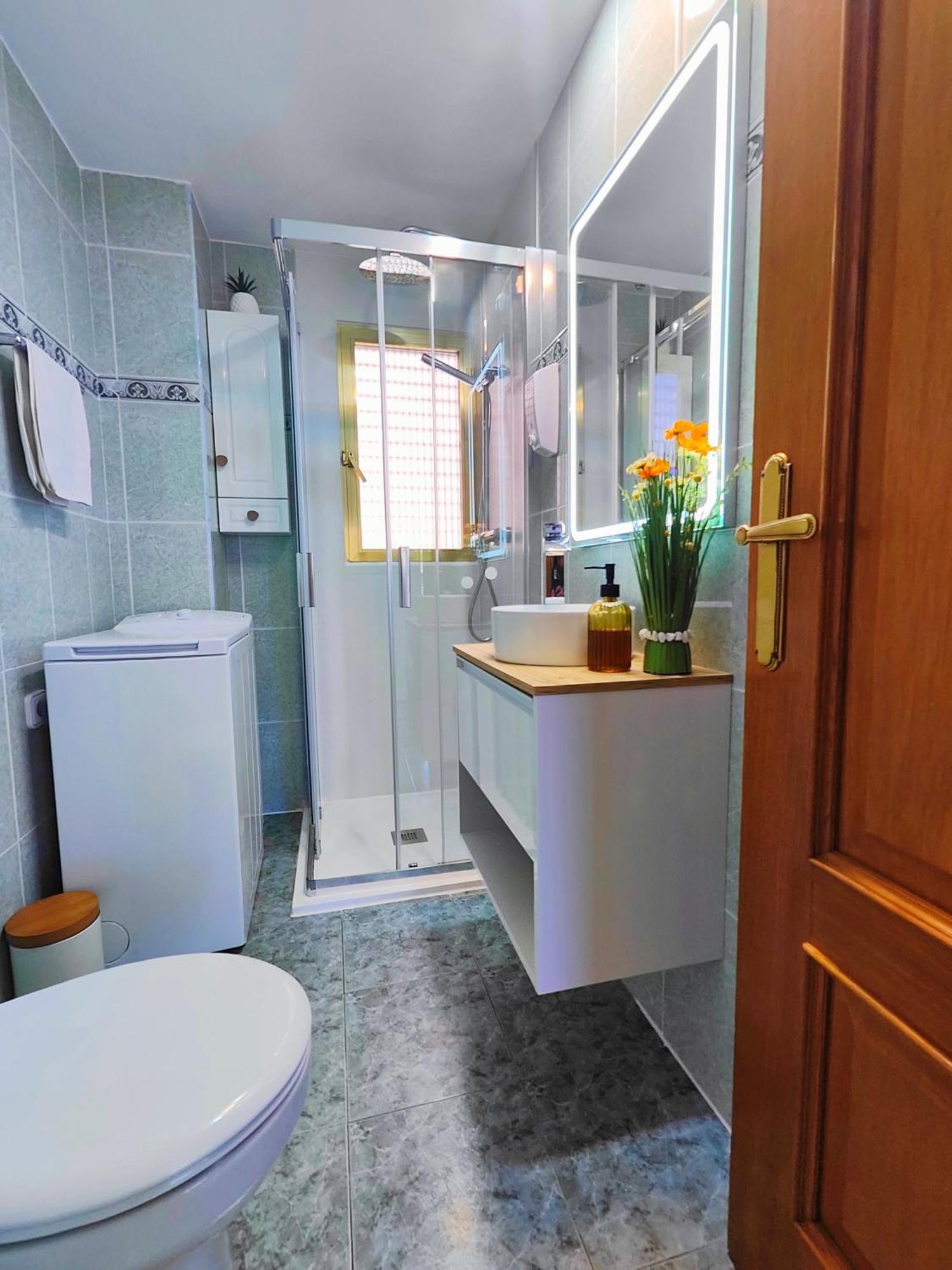 דירות בנידורם Acuarium Lux חדר תמונה
